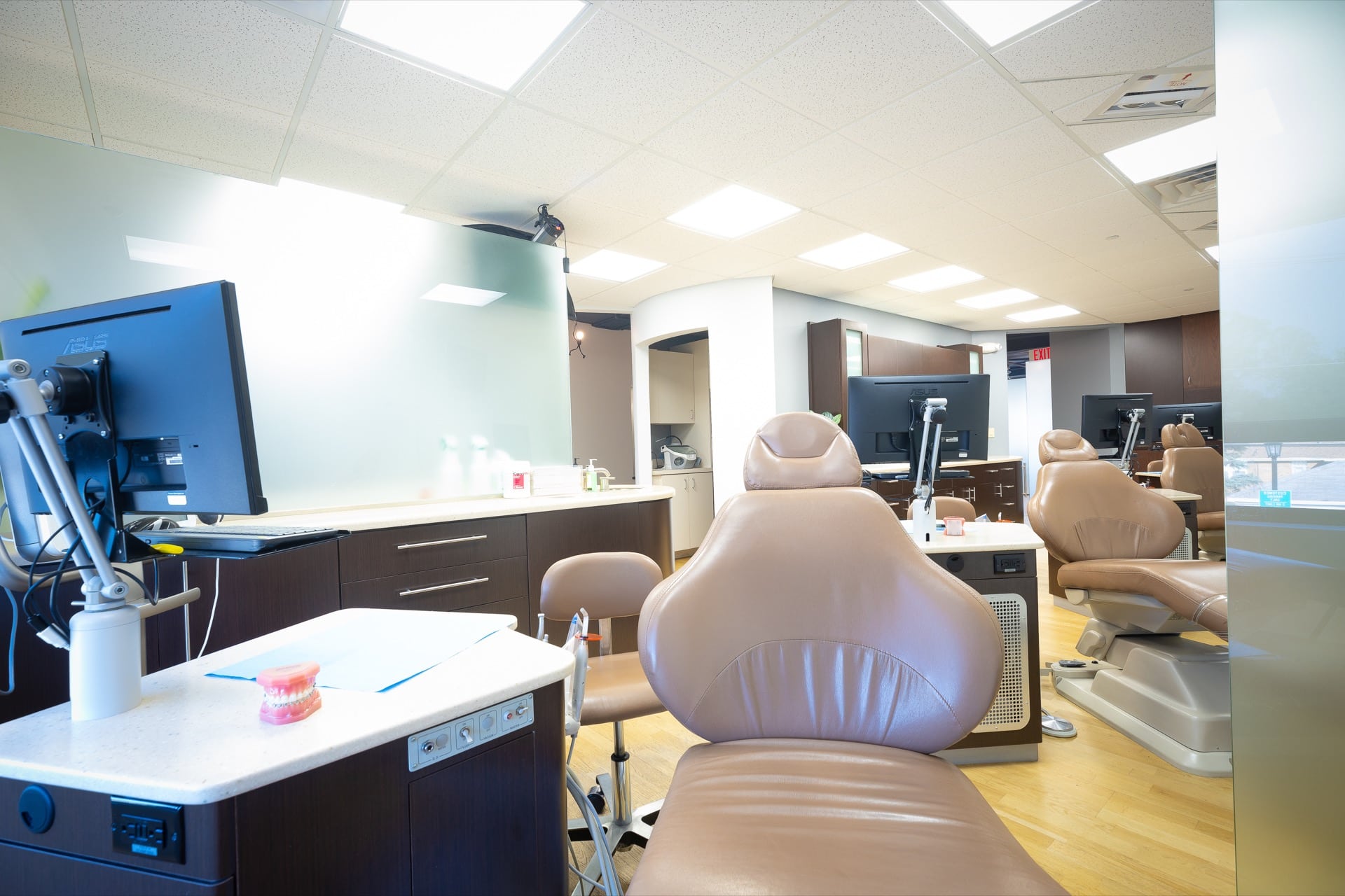 What’s the Difference Between a Dentist and an Orthodontist?